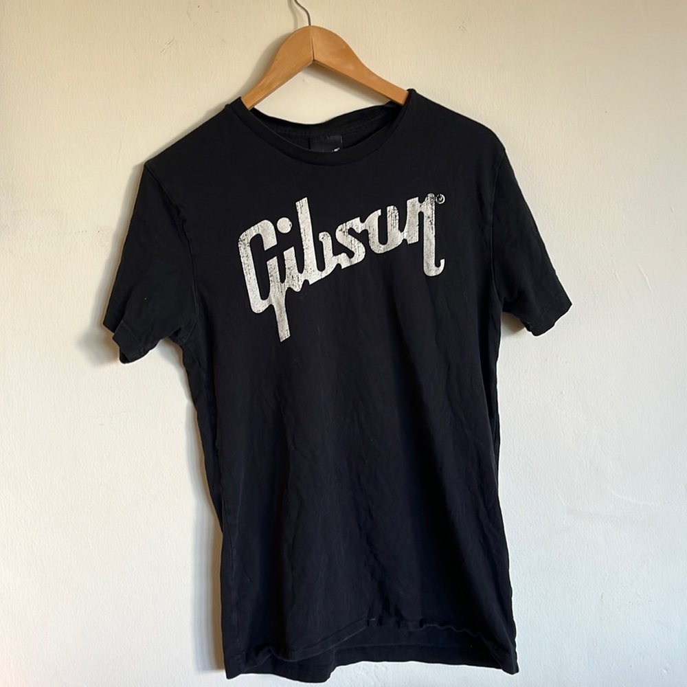 Gibson Logo tee